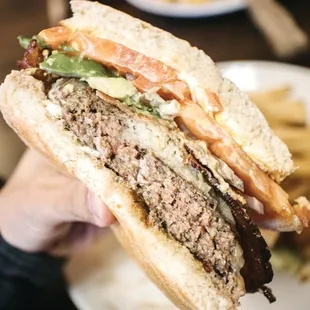 The Packer's Burger (Inside).