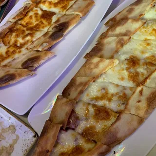 Cheese pide