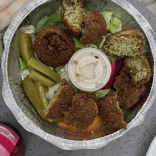 Falafel platter