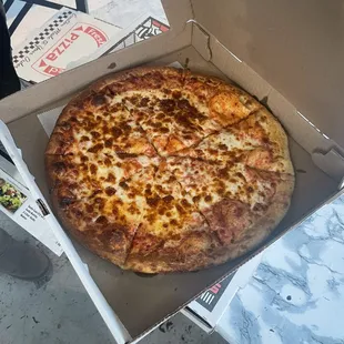 Cheese pizza