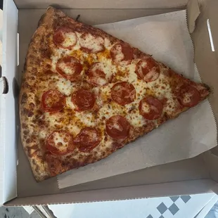 Pepperoni slice