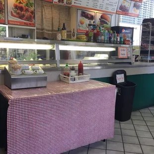 sushi and sashimi, interior