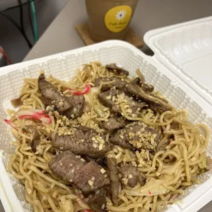 Fried saimin with garlic steak, featuring another fave of mine when I worked in Downtown... coffee from Cafe Daisy!
