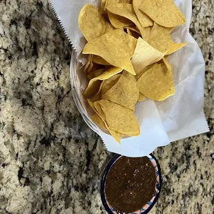 Chips &amp; Salsa