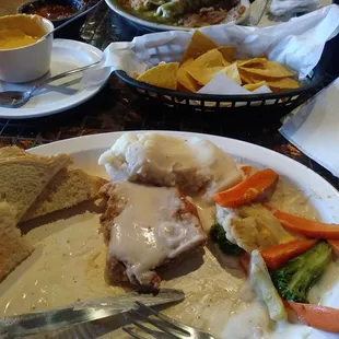 Food was bad this is as far as i got with mine it made my partners head hurt.