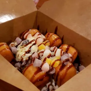 Fried Chinese Bun with gelato and mochi