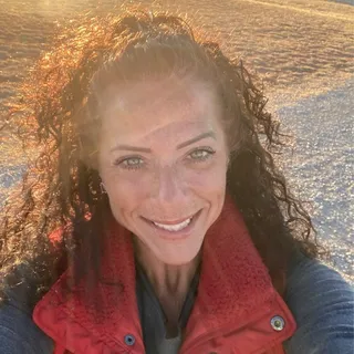 Sandie E.