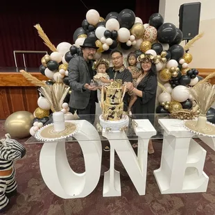 Avarie's 1st B-day party!