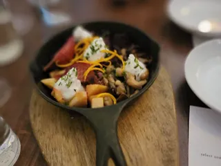 Bouquet Restaurant