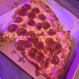 food, pizza