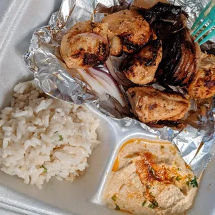 Chicken Combo + Hummus / Rice