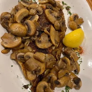 BROILED REDFISH