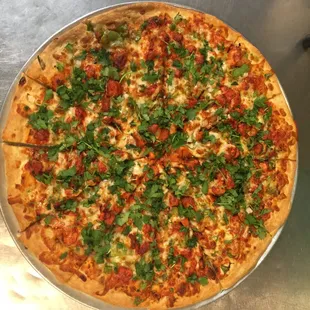 Tandoori chicken pizza