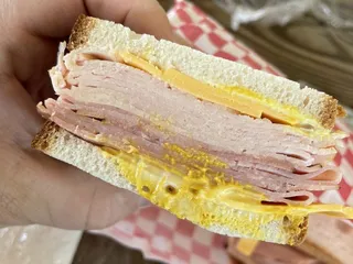 Route 1 Country Store Deli & Bakery