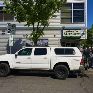 When in town! Gotta get wings!