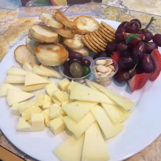 3 Cheese Plate