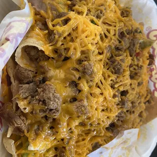 a cheeseburger sandwich