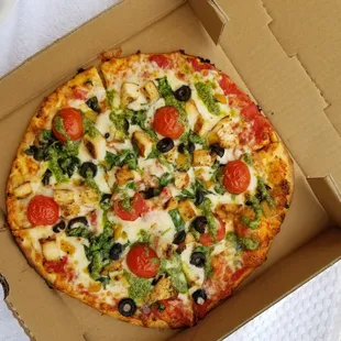 Mediterranean Chicken Pizza