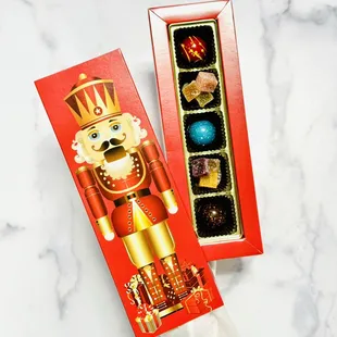 Nutcracker Sweet: 3 assorted bonbons &amp; 6 flavors of pâte de fruit