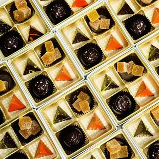 These chocolates -- mindblowing and taste as good as they look! albertspetitesweets.com