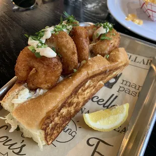 Shrimp po boy