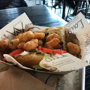 Shrimp Po Boy lunch special ($8)