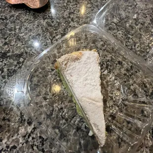 Pistachio cream cake