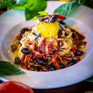 pasta dish, pasta, food