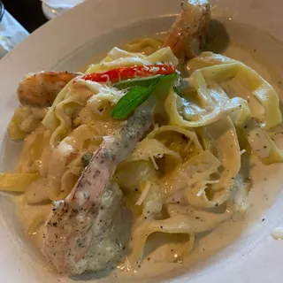 Shrimp Alfredo