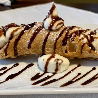 Italian Cannoli
