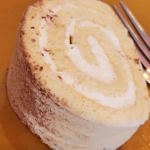 Roll cake