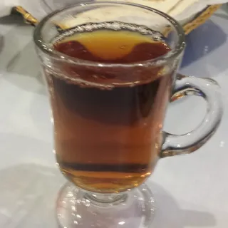 Hot Persian Tea (Per-Person)