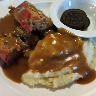 Meatloaf kids meal