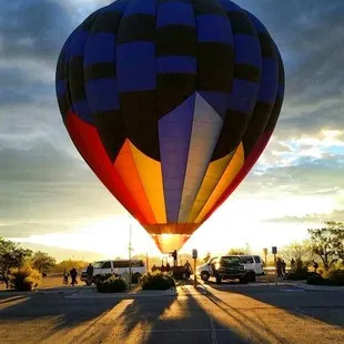 hot air balloon festival Albuquerque, New Mexico www.aerogelicballooning.com