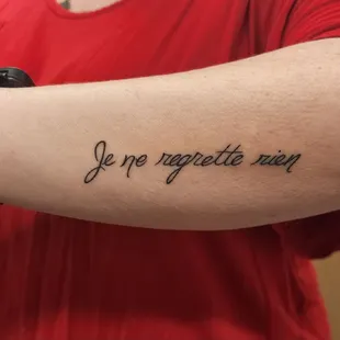 Simon did this free handed and I love it!!! -Sandrine