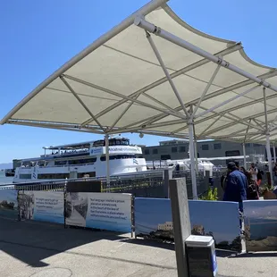 Line to board every 30 minutes, many shuttle boats