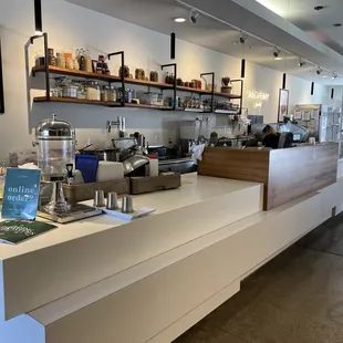 sushi and sashimi, interior