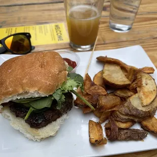 Apple Rum Burger with homemade fries