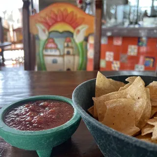 Chips & Salsa