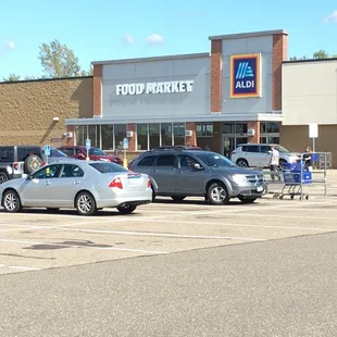 Just your everyday Aldi.