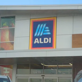 Aldi, at 132nd and Center, Omaha NE