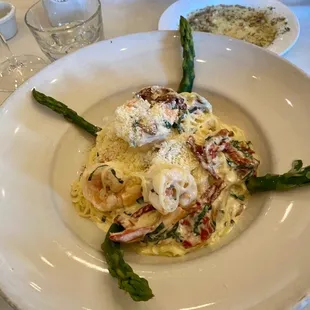 Capellini Con Gamberi