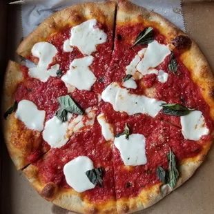 Margarita Pizza (Small 14&quot;)