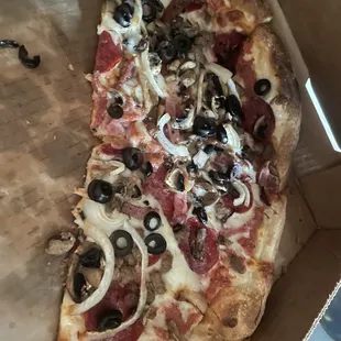 Pizza was good. Just needs something on the crust.