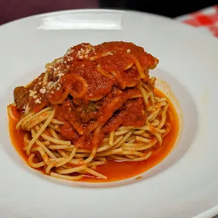 Spaghetti with meatballs