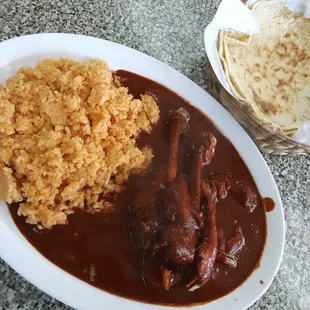 Mole de pollo