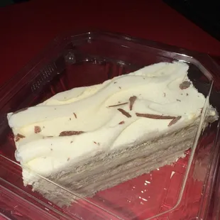 Tiramisu Cake