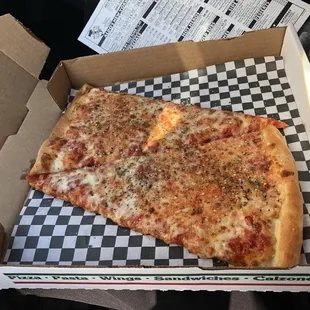 2 individual cheese pizza slices