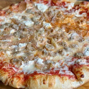 Build Your Own Pie at Aldo&apos;s!