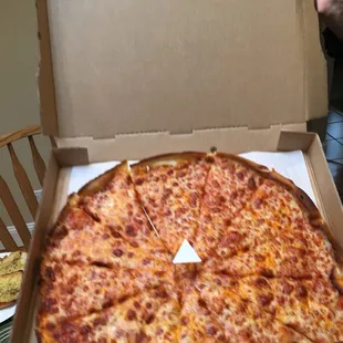 Ahhh just like I remember. Pizza perfection